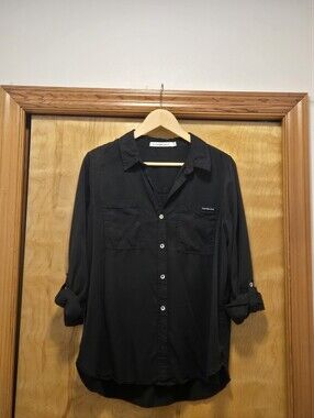 Calvin Klein Jeans Women's Black Long-Sleeve Button-Down Shirt. Size L